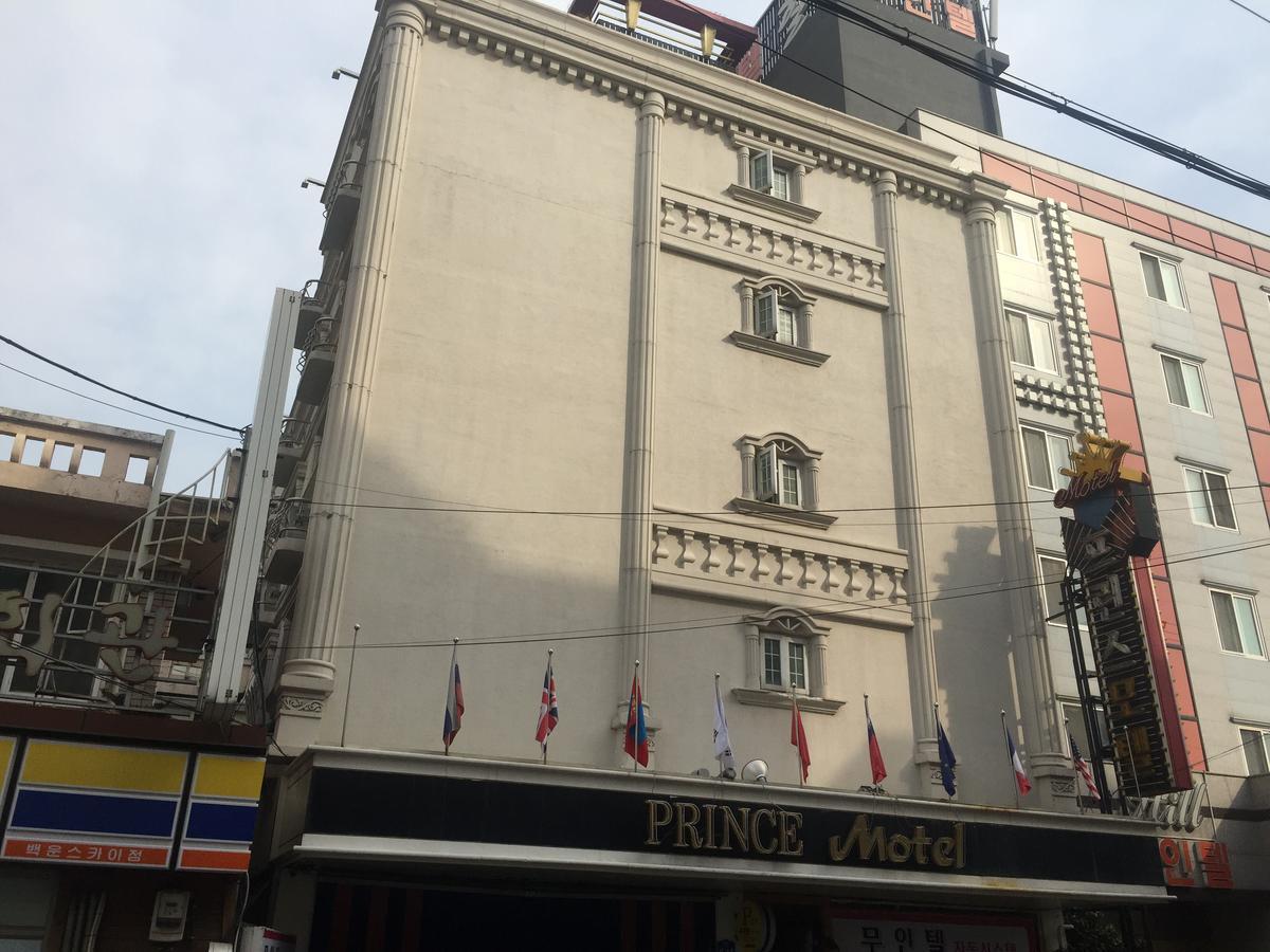 Prince Hotel Gwangju Metropolitan City Exterior foto